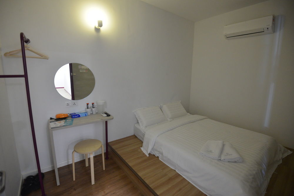 Vrest Hotel 3*