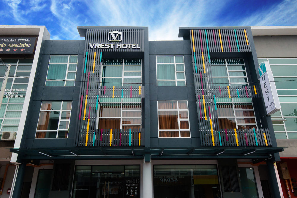 Hotel Vrest 3*